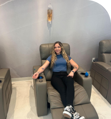 River Oaks Drip Spa: IV Therapy & Hydration Center logo